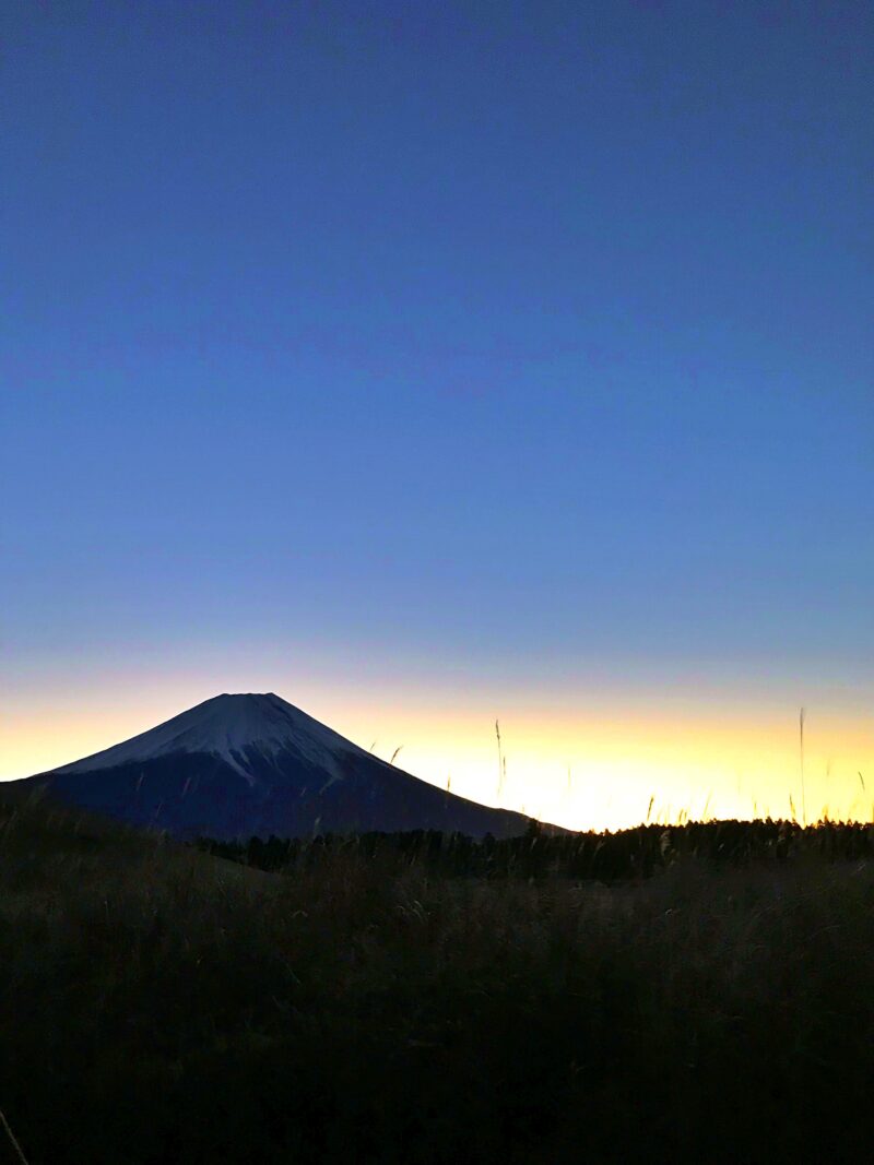 夜明けと富士