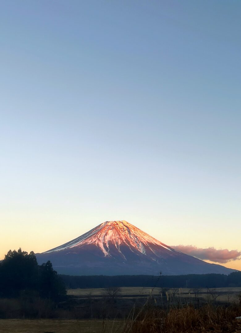 日暮れの富士