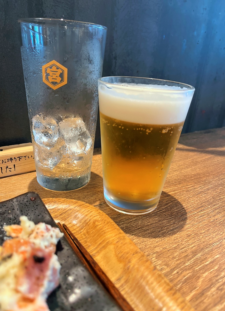鶴見食堂　ビール（グラス）