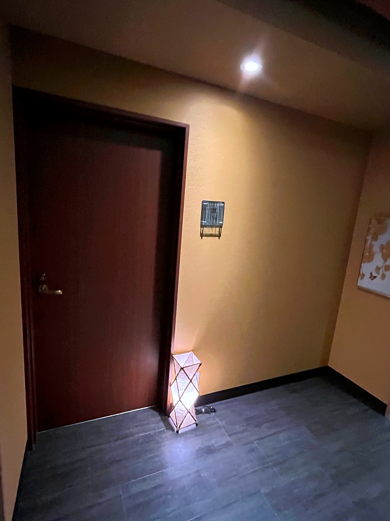 ２F　凛