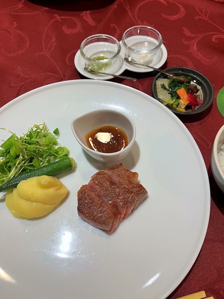 肉・メイン