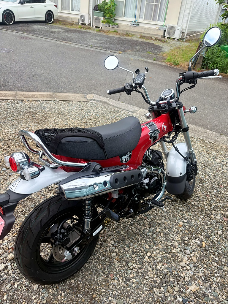 ダックス125 後ろから