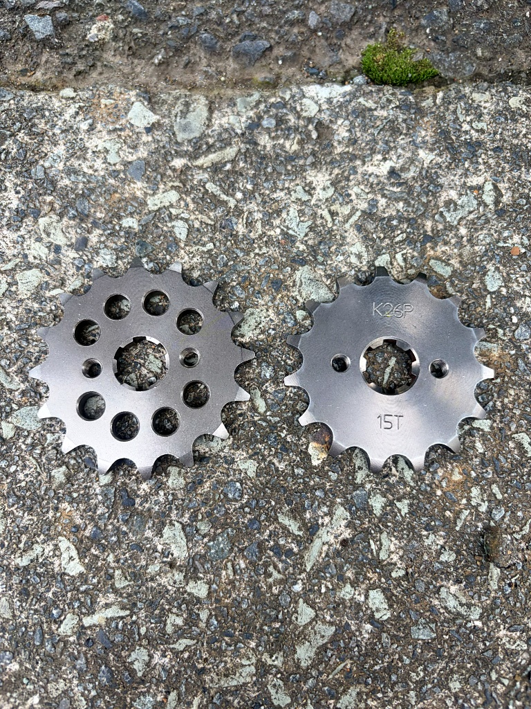 スプロケット16T/15T